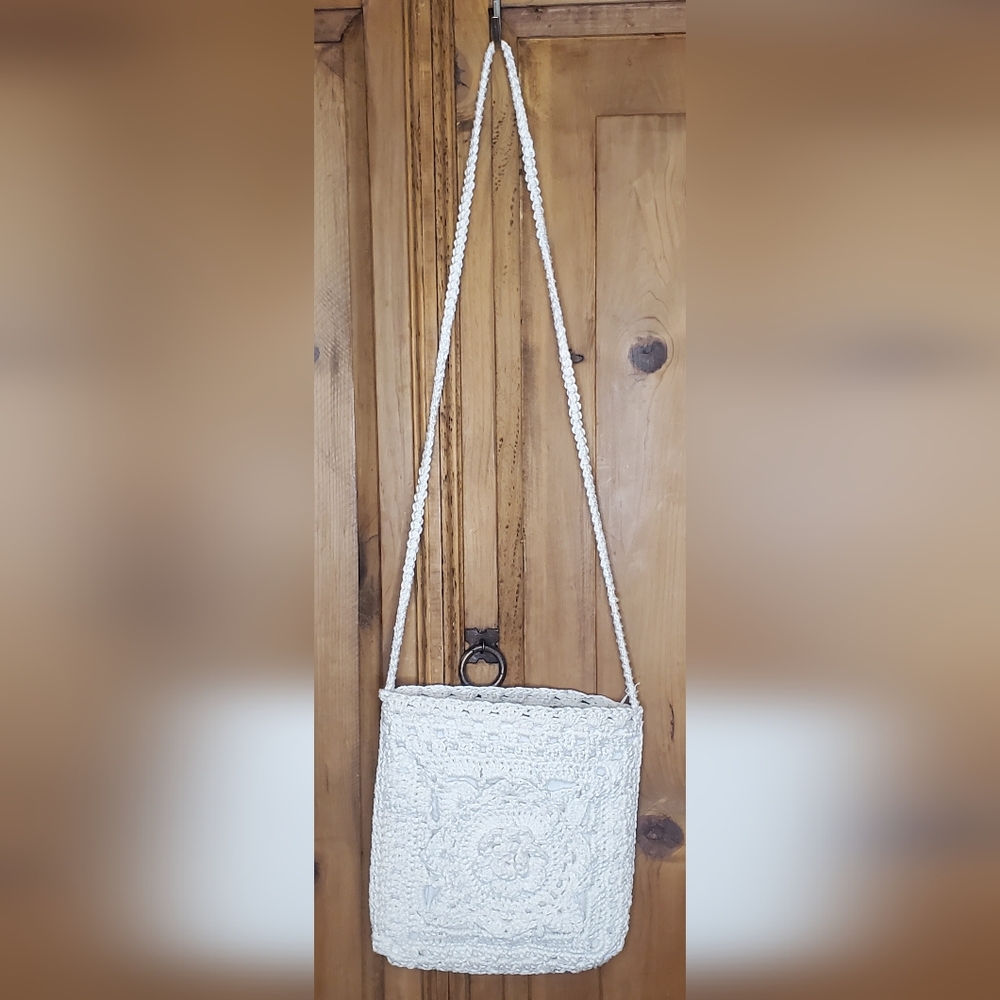 Chic White Crochet Crossbody Bag